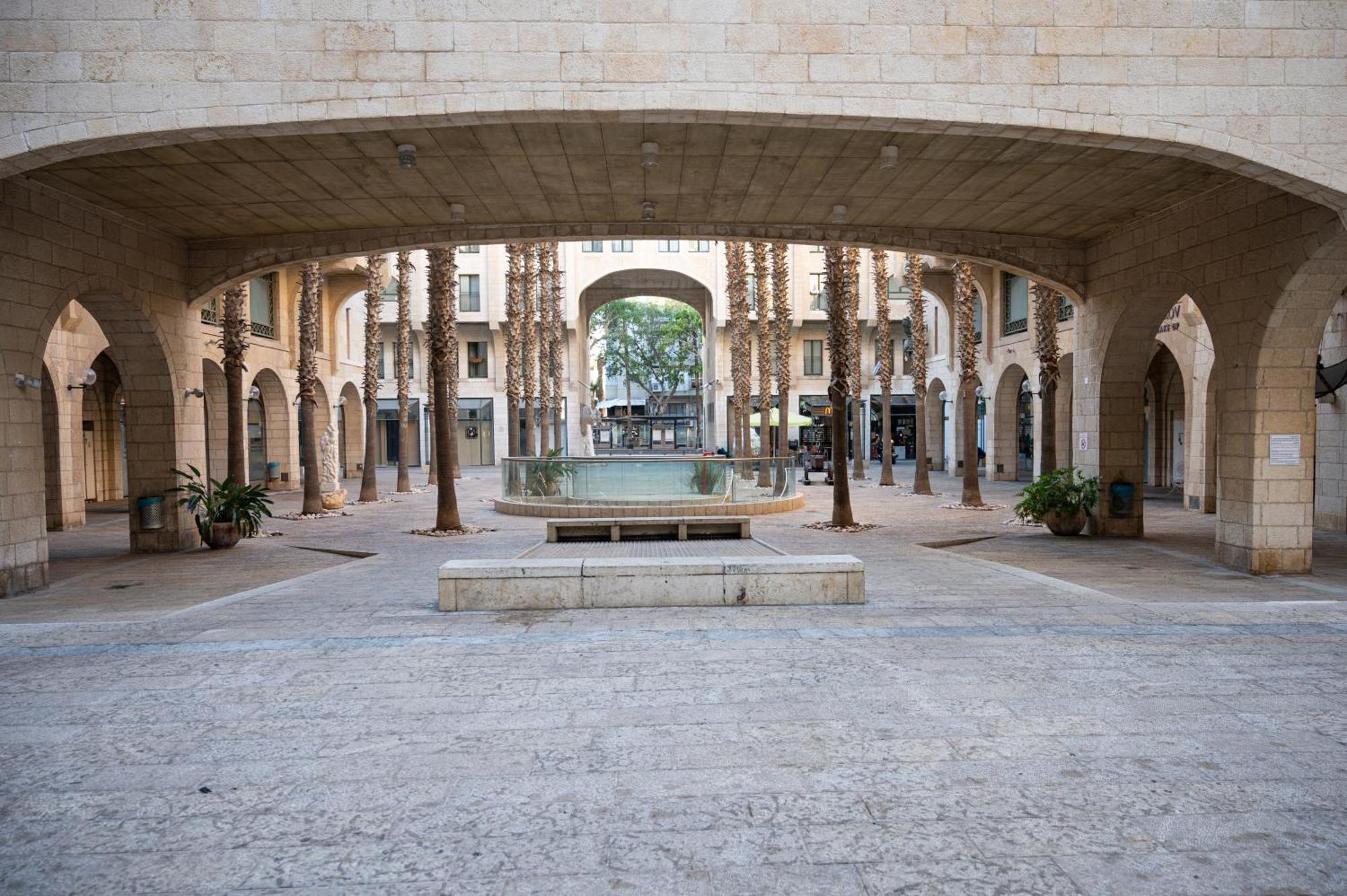 Seaside Court Retreat By Israpart Tel Aviv Bagian luar foto