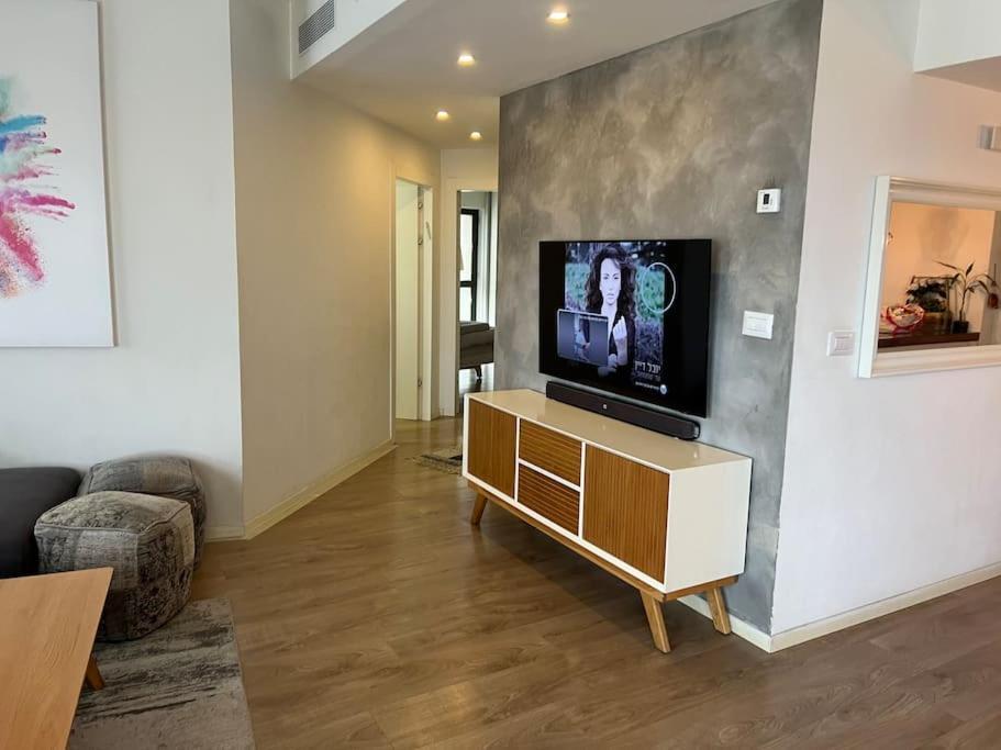 Seaside Court Retreat By Israpart Tel Aviv Bagian luar foto